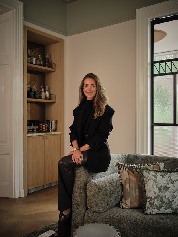 EE2501 Even Eleven 274 Full Size